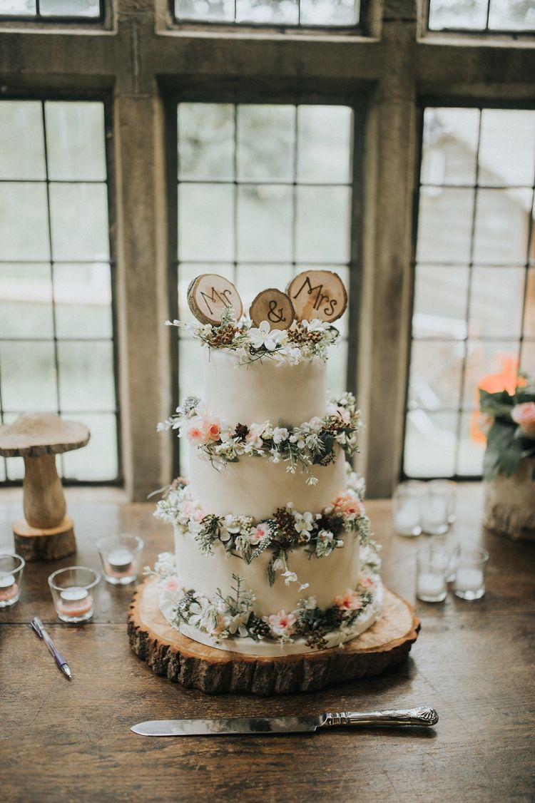 Crystal Filled Cake Separator Topper Stand