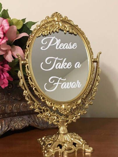 Timeless and Chic Wedding Mirror Sign Ideas