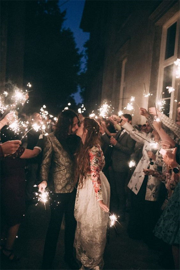 Wedding Sparkler Ideas to Light up Your Day