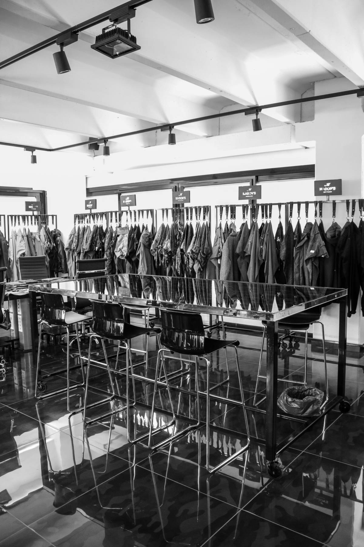 Mason_s_Italian_Clothing_Headquarters_Collection
