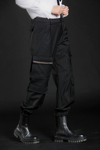 Mason's women's cargo pants model Evita