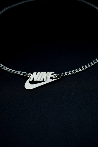 Collar Logo Nike – Shinymx