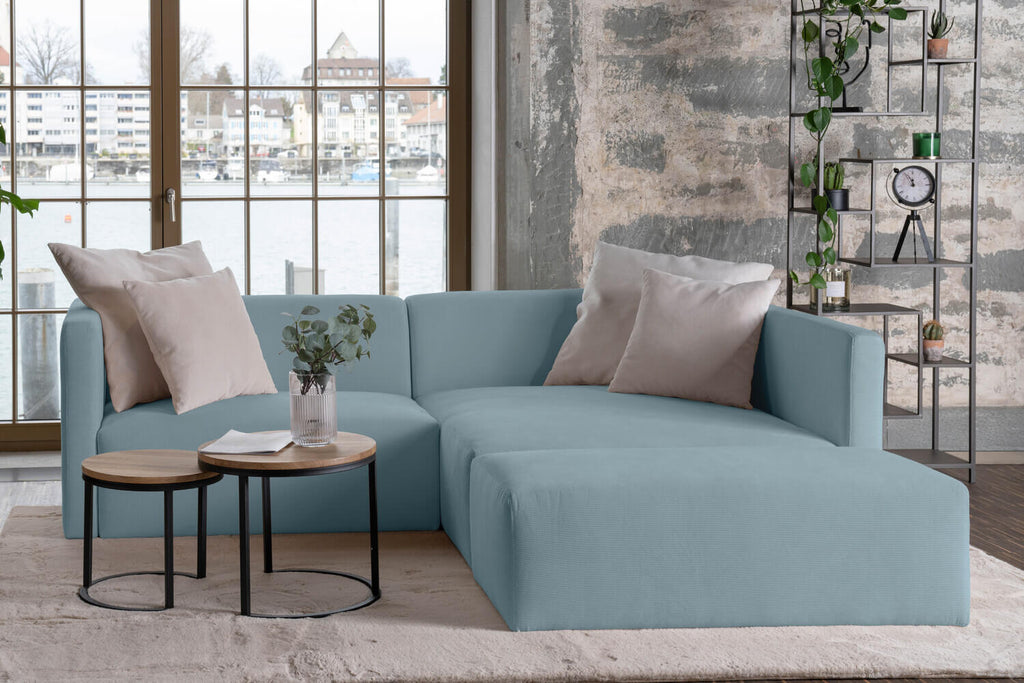 Come decorare il divano con i cuscini: I consigli per dare un nuovo stile  al salotto