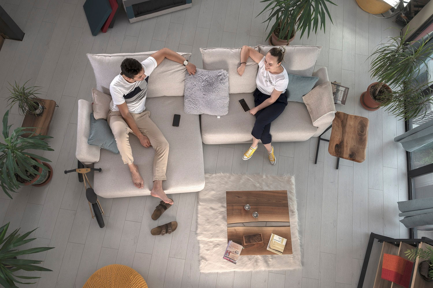 Limpiar el sofá - la gran guía para limpiar el sofá – Livom