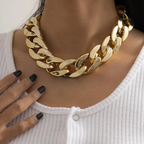 necklace trend jewelry 2023