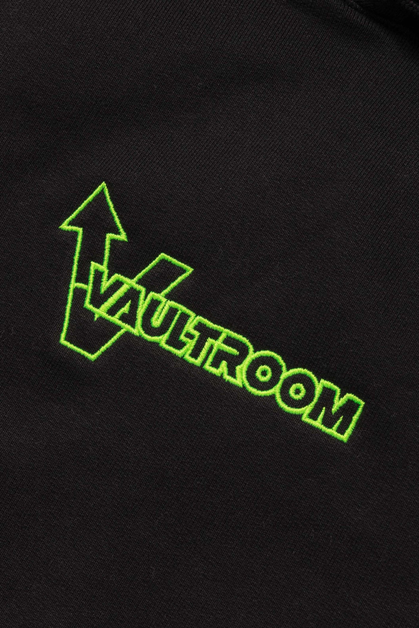 ARROW LOGO HOODIE / BLK – VAULTROOM