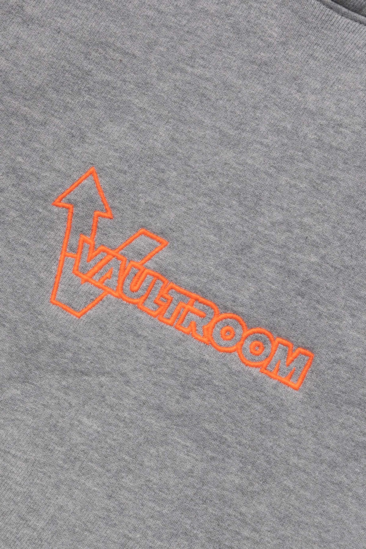 ARROW LOGO HOODIE / GRY – VAULTROOM