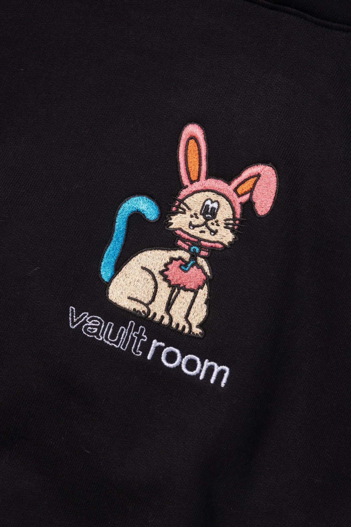 KEY CAT RABBIT COS CROPPED HOODIE / BLK – VAULTROOM