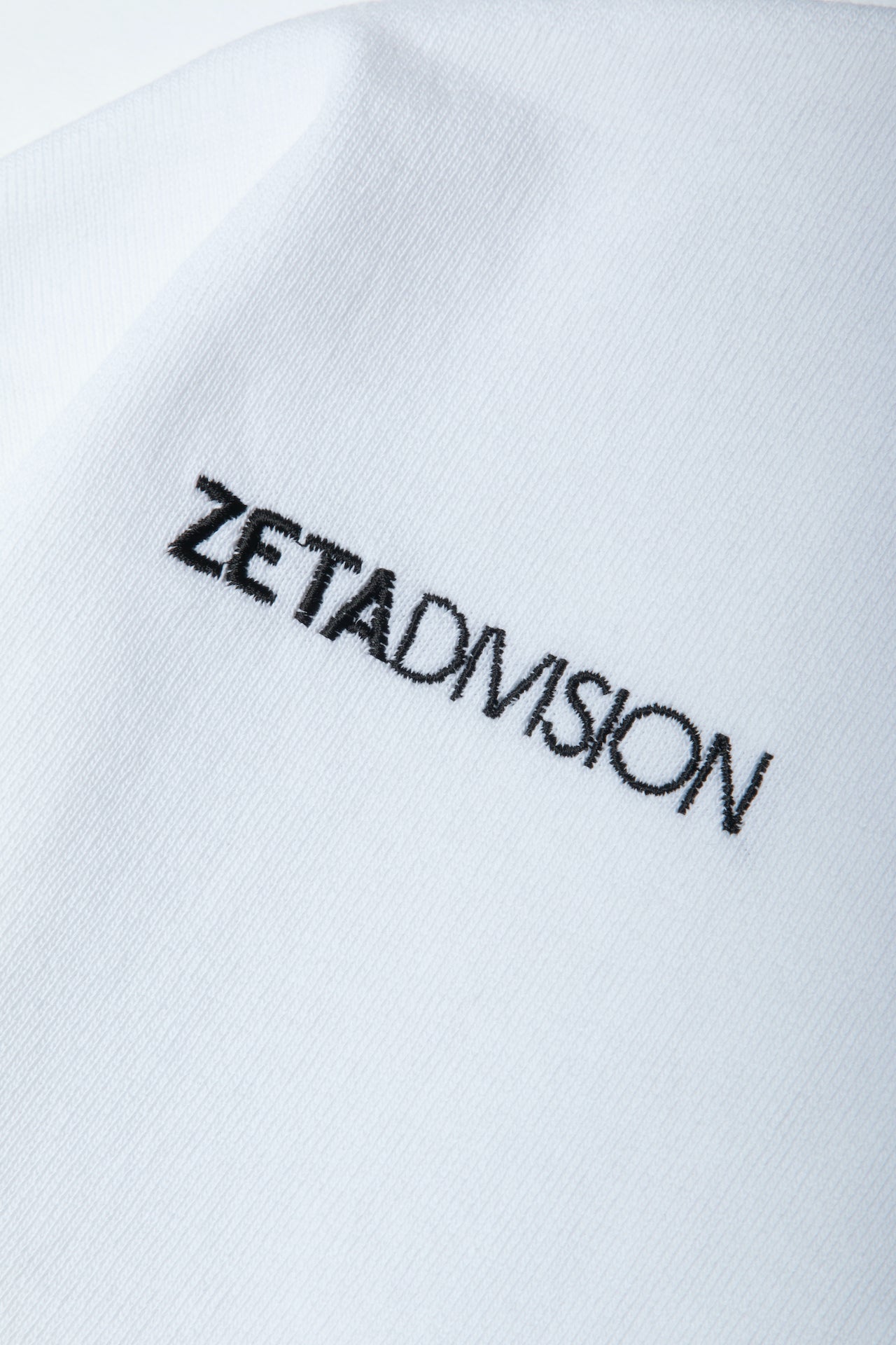 ZETA DIVISION x vaultroom LOGO TEE / WHT – VAULTROOM