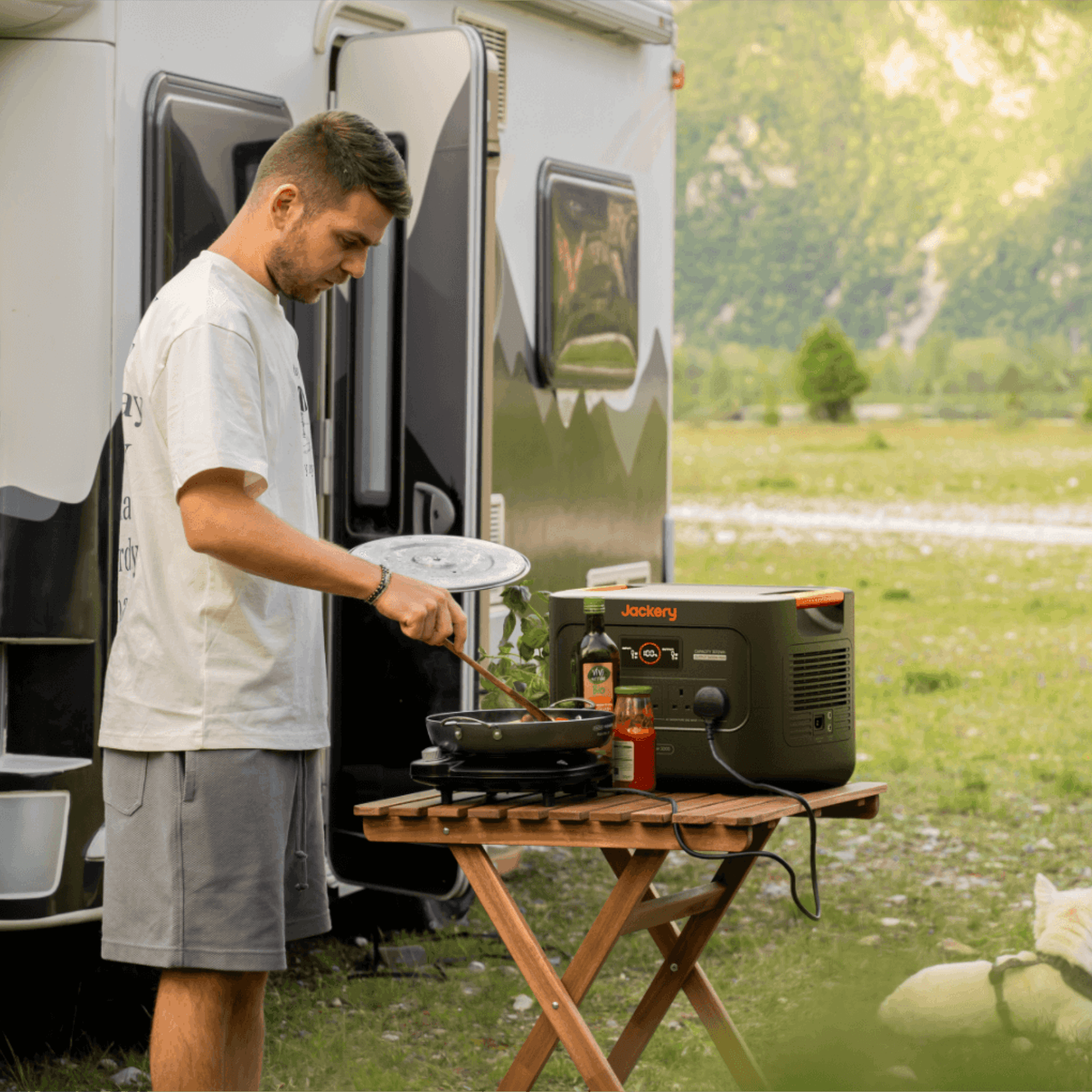 Jackery Explorer 3000 v2 Portable Power Station