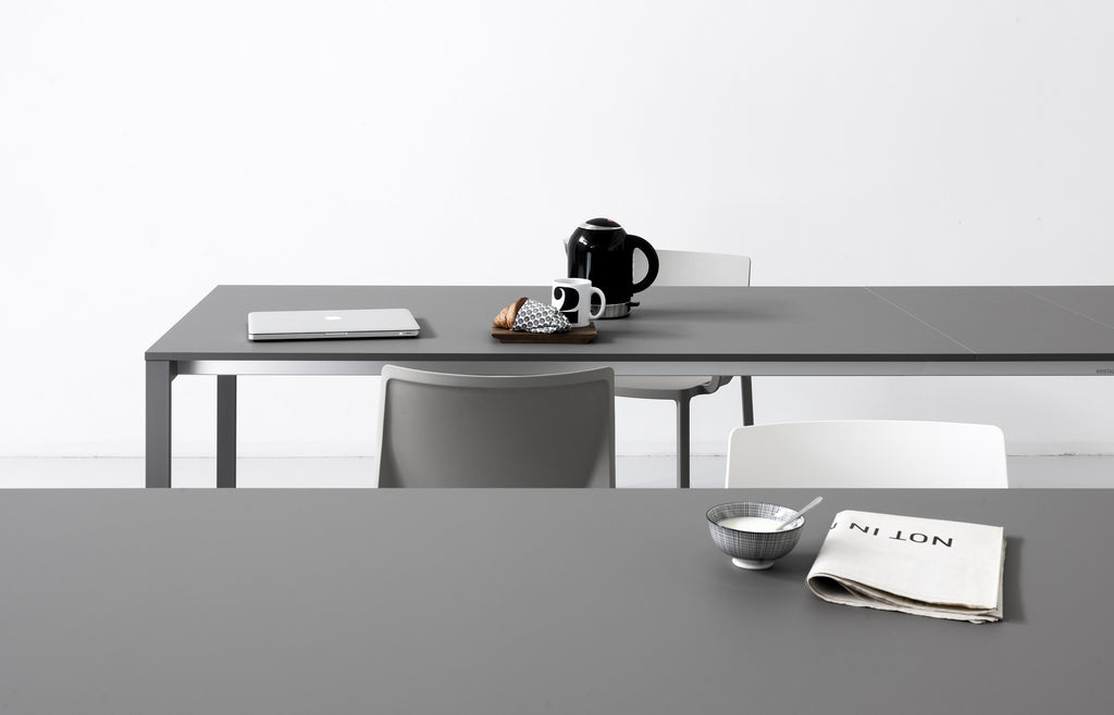 WFH 設計家具推薦: 義大利家具 Kristalia be-Easy 長桌