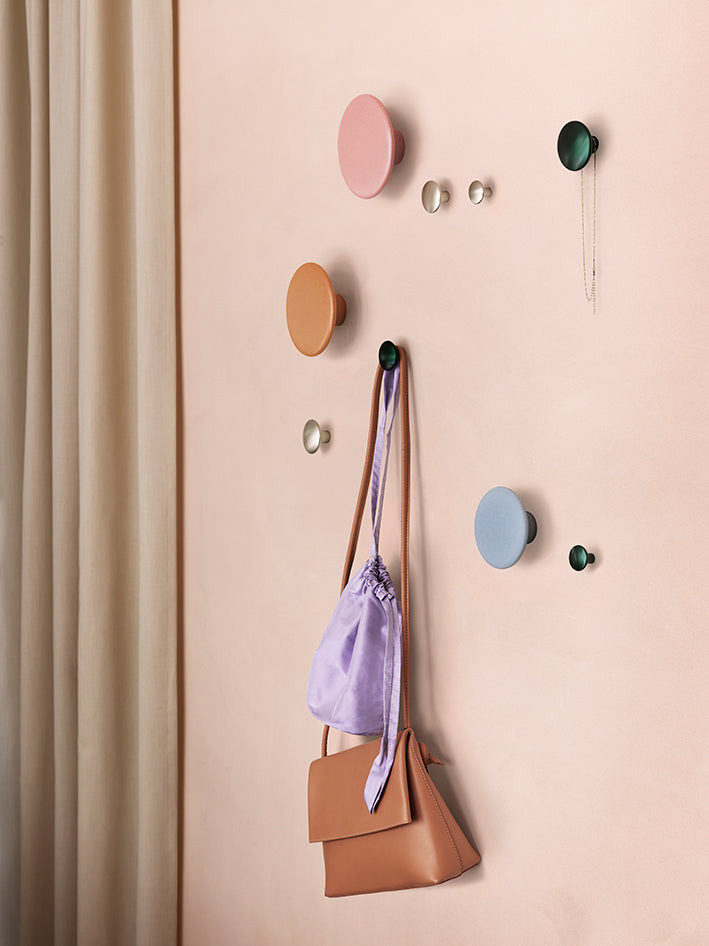 北歐風裝潢推薦單品: Muuto the Dots 掛勾示意圖-1