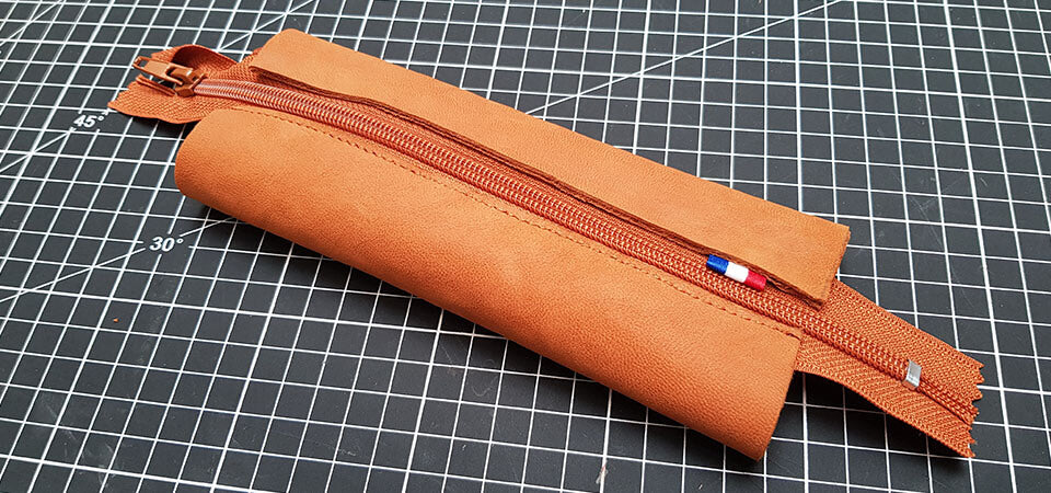 diy leather pencil case