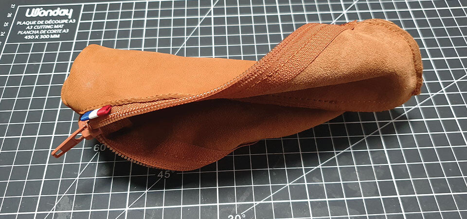 diy leather pencil case