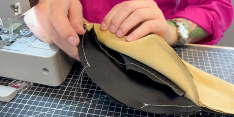 leather banana pouch tutorial