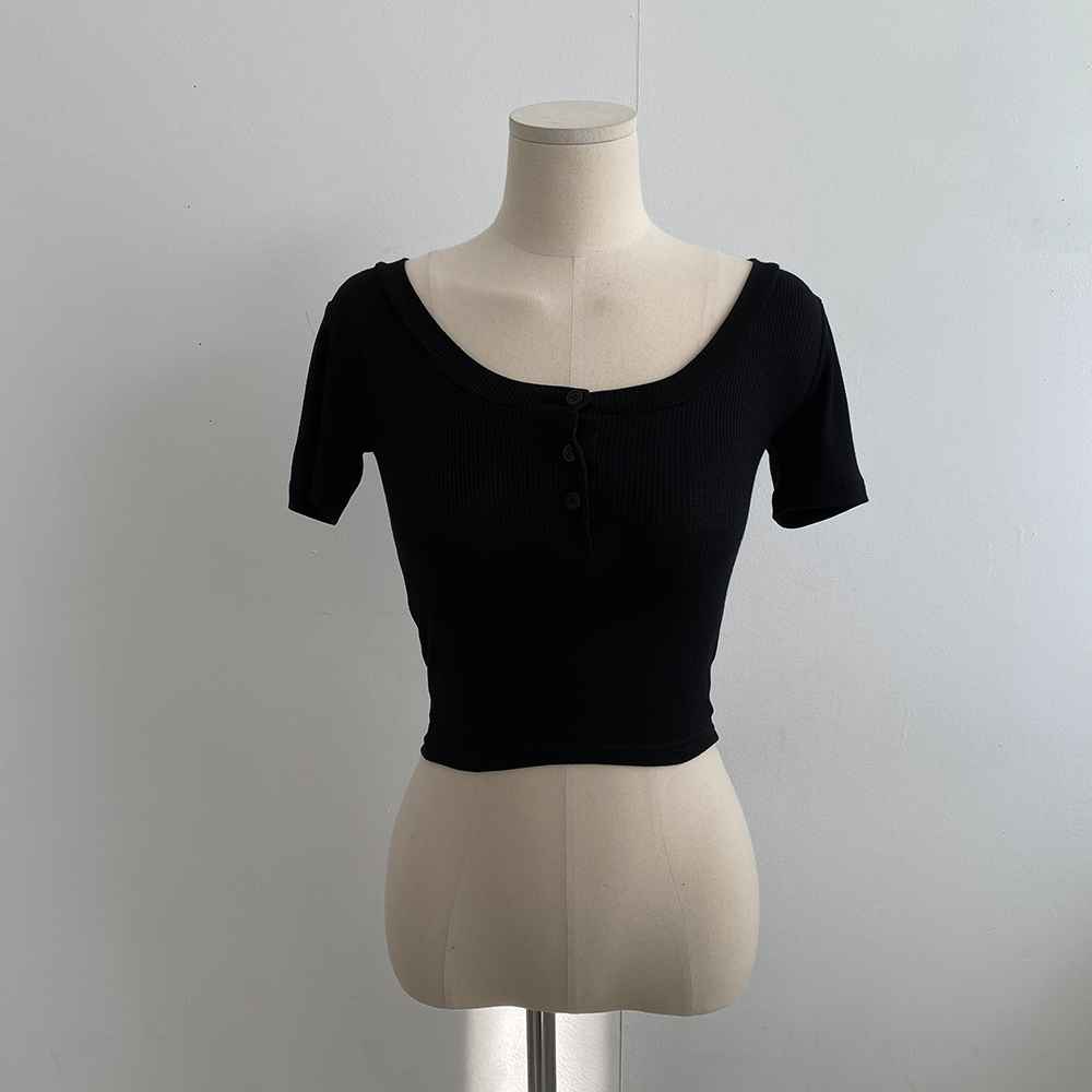 Ribbed U-neck Button Cropped T-shirt