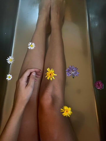 Vaňa kvety kúpele liečivá voda