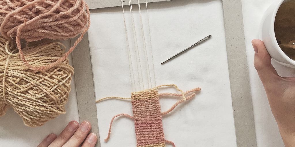How to weave on a frame loom