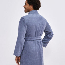 Airweight Organic Robe - Loomed from pure, organic cotton, the soft, absorbent weave is designed to dry quickly on the hook or in the dryer. Unisex styling with double belt loops.