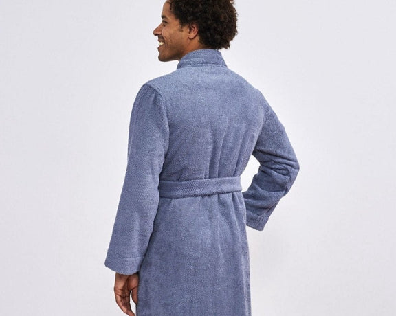 Airweight Organic Robe - Loomed from pure, organic cotton, the soft, absorbent weave is designed to dry quickly on the hook or in the dryer. Unisex styling with double belt loops.