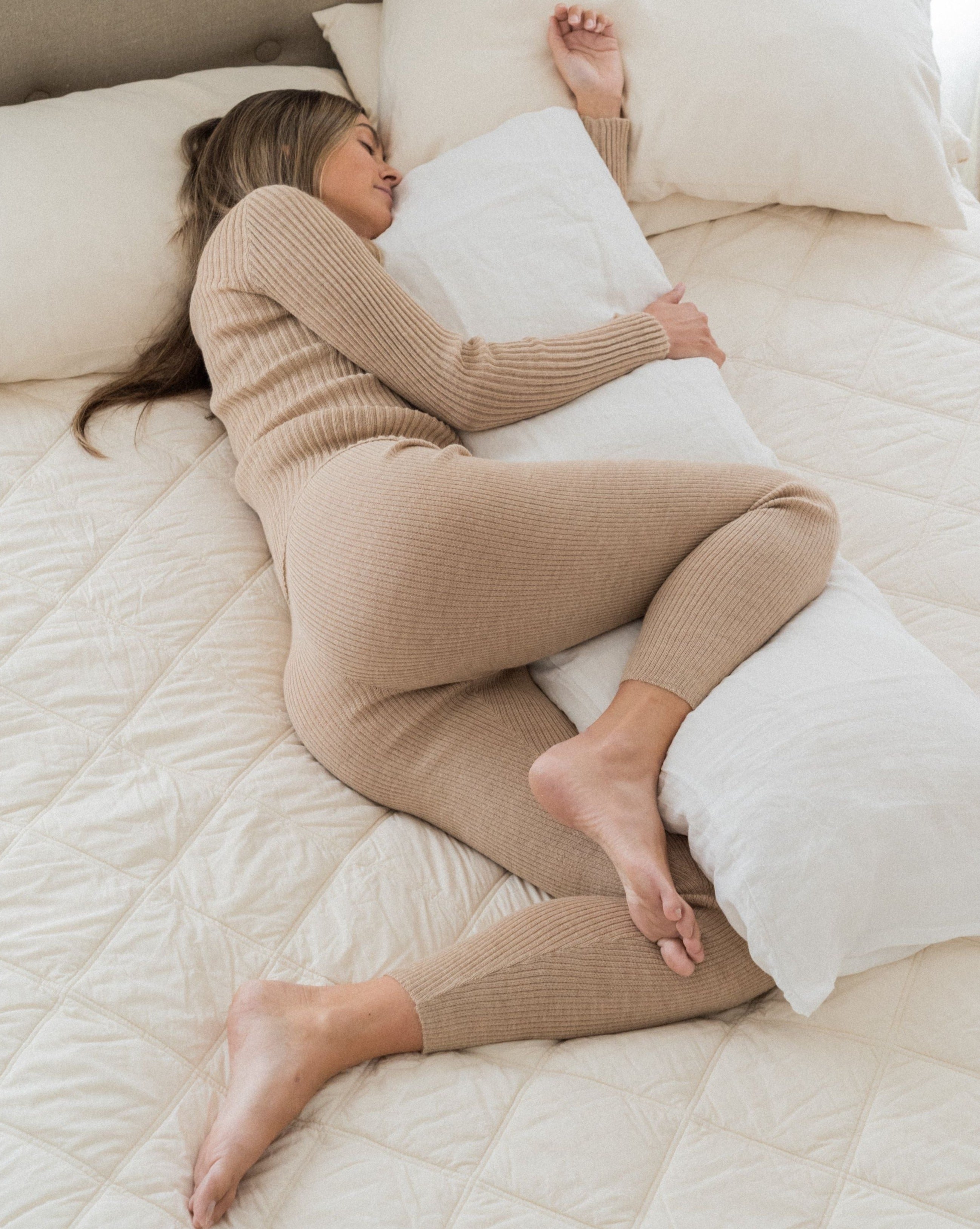 Noble Embrace Body Pillow – Vapor95