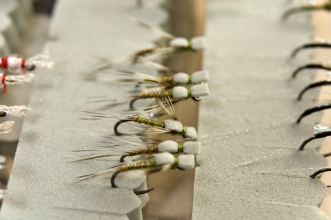 4 Stuck Shuck Midge Midges. Dry Flies. Colorado Trout Flies. Midge Dry Fly.  Handmade. Winter Dry Flies. Rainbow Trout Lures. -  Finland