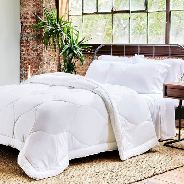 white down alternative comforter