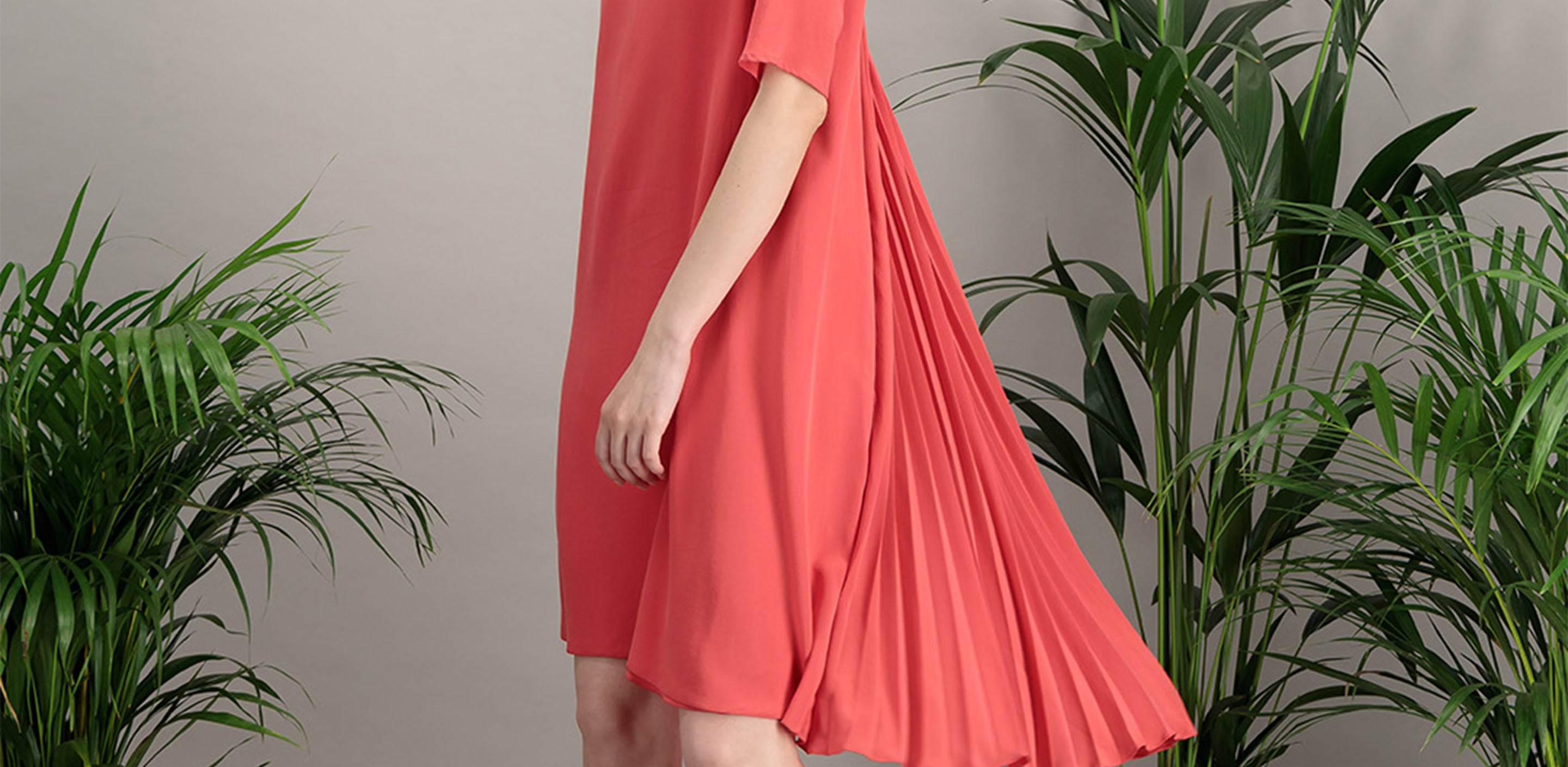 pleated silk crepe cocktail dress with short sleeves