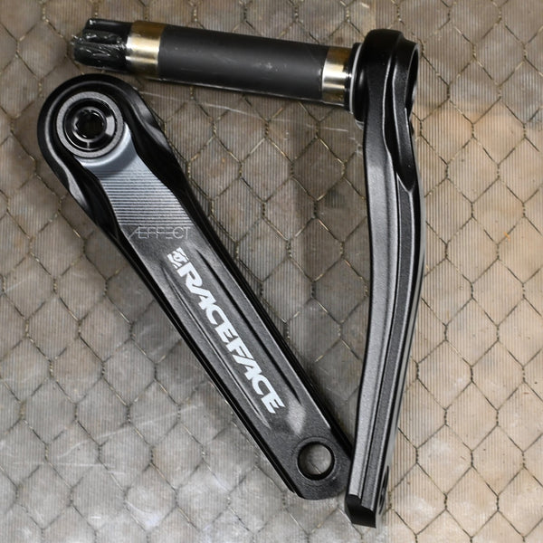 Raceface Cinch 30mm Bottom Bracket