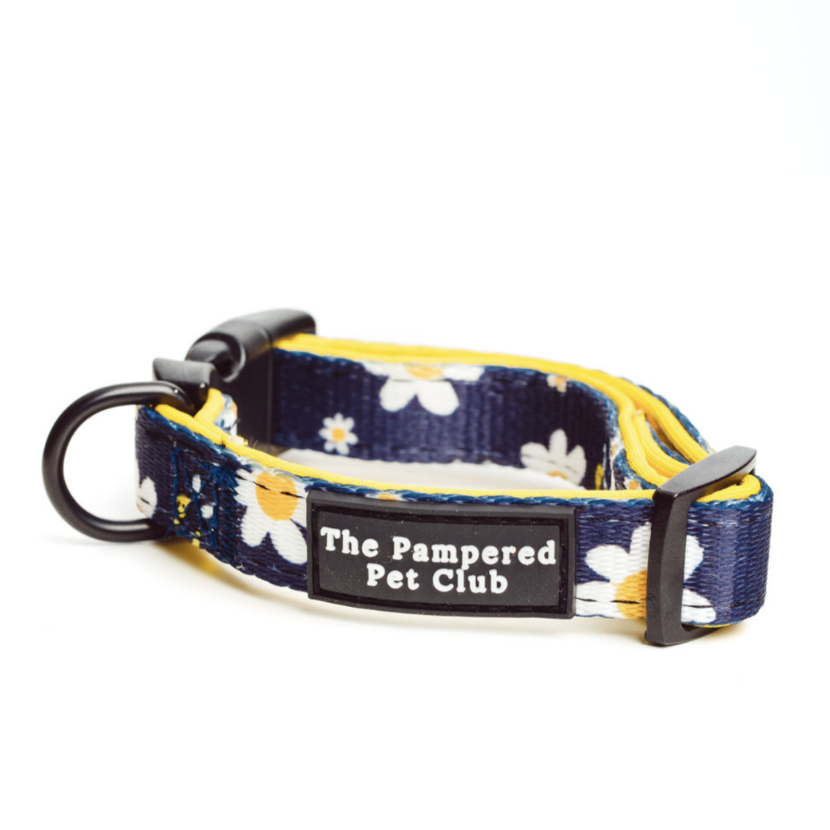 The Pampered Pet Club Bee Happy collar