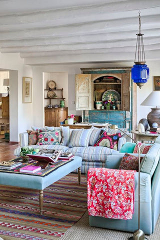 eclectic living room decor