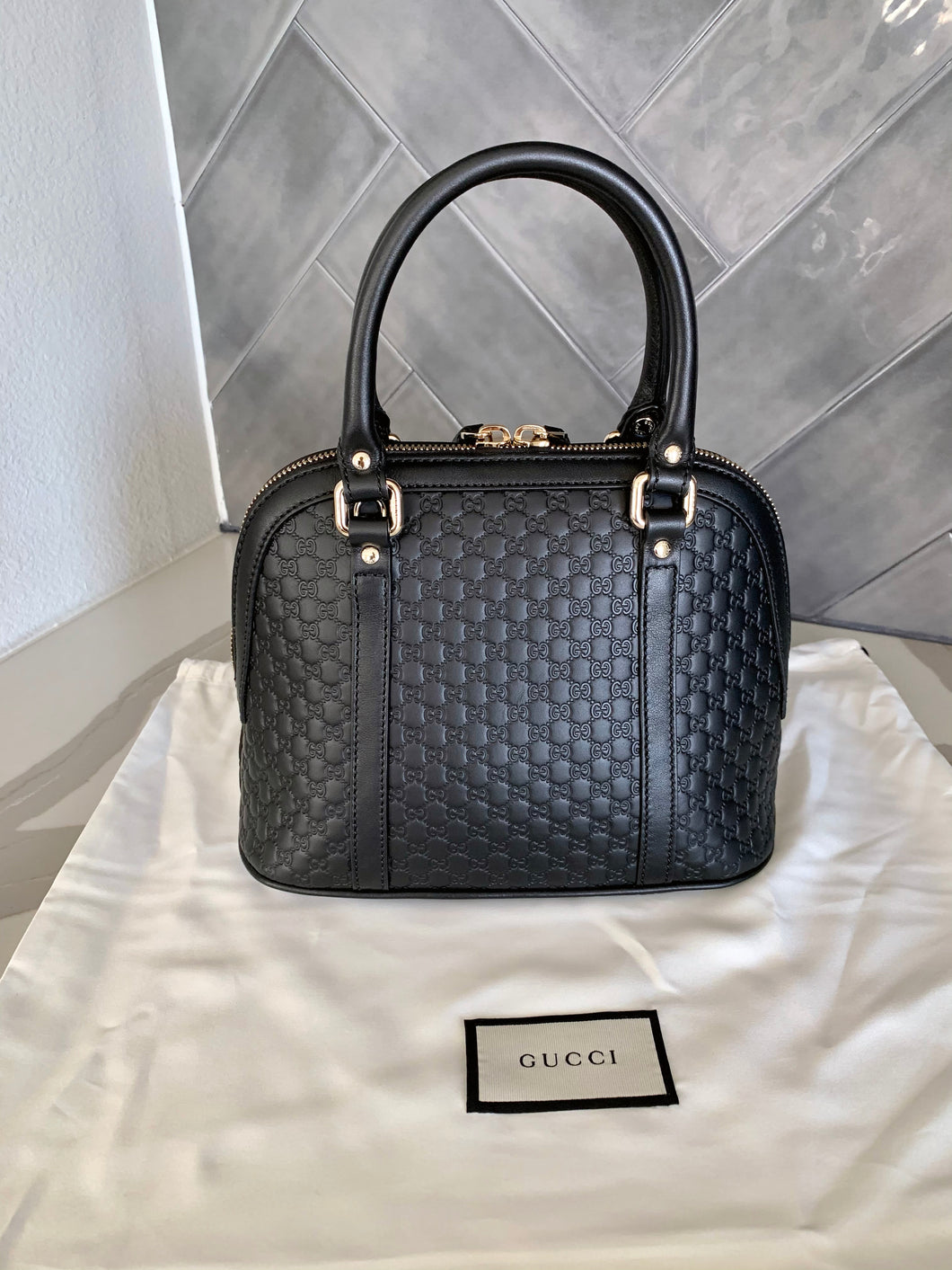 gucci black microguccissima