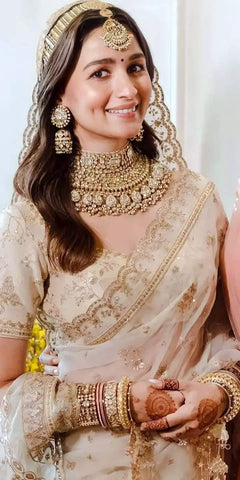 Alia Bhatt wedding Outfit