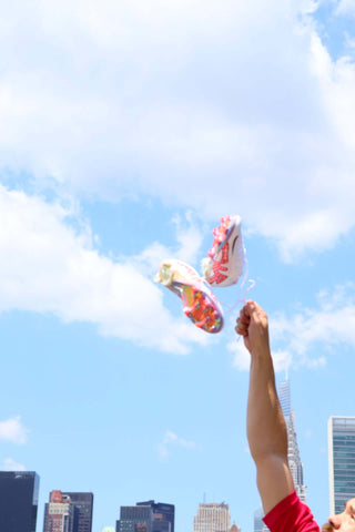 Nike Air Zoom catch on NYC skyline