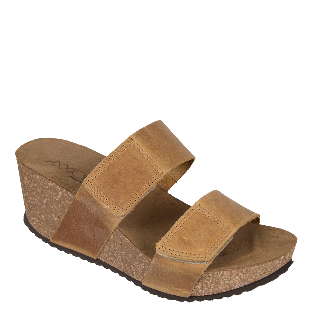 tan wedge shoes