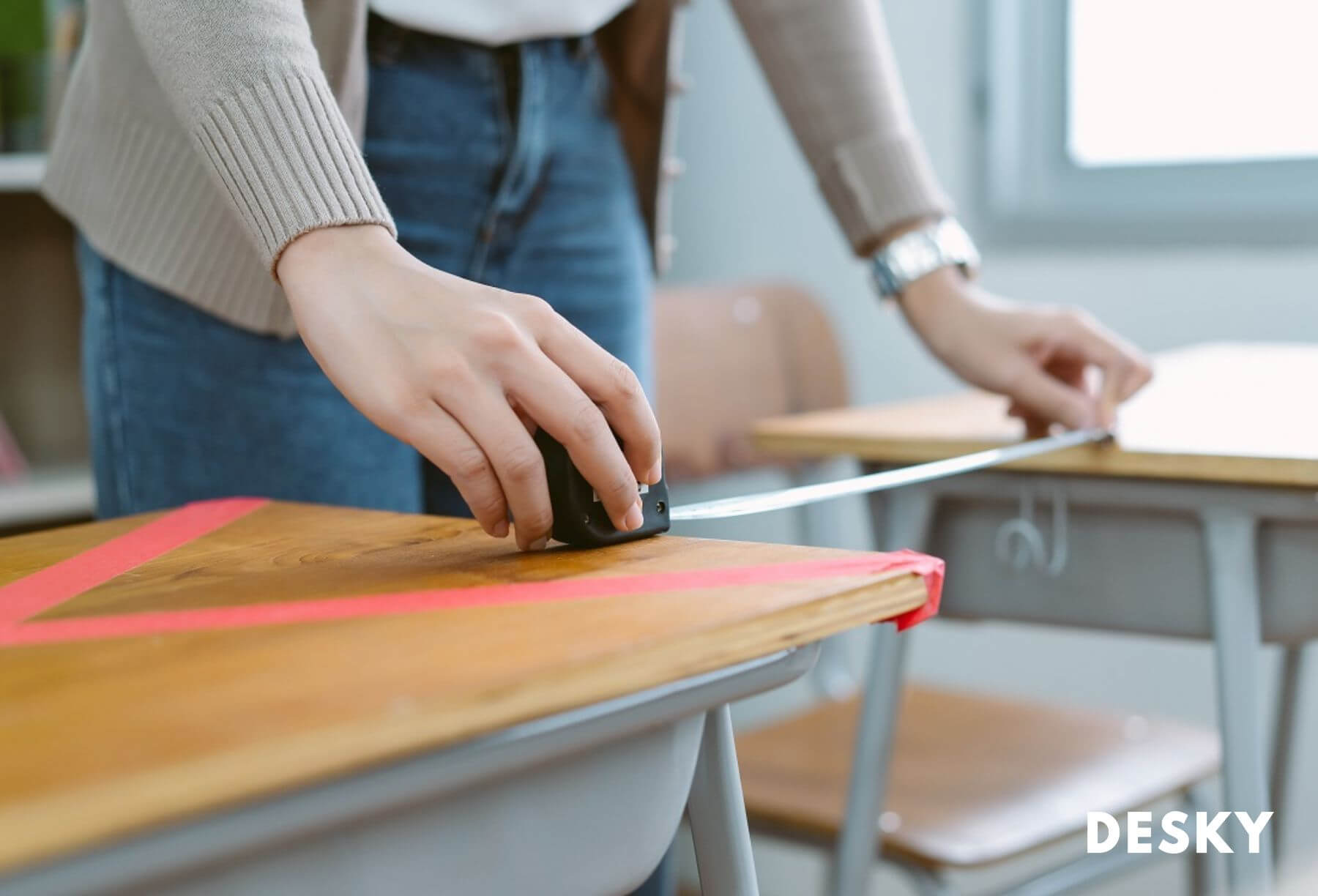 Best way to measeure a student's desk