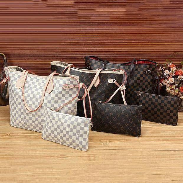LV Louis Vuitton Classic Versatile Large-Capacity Shopping Bag M
