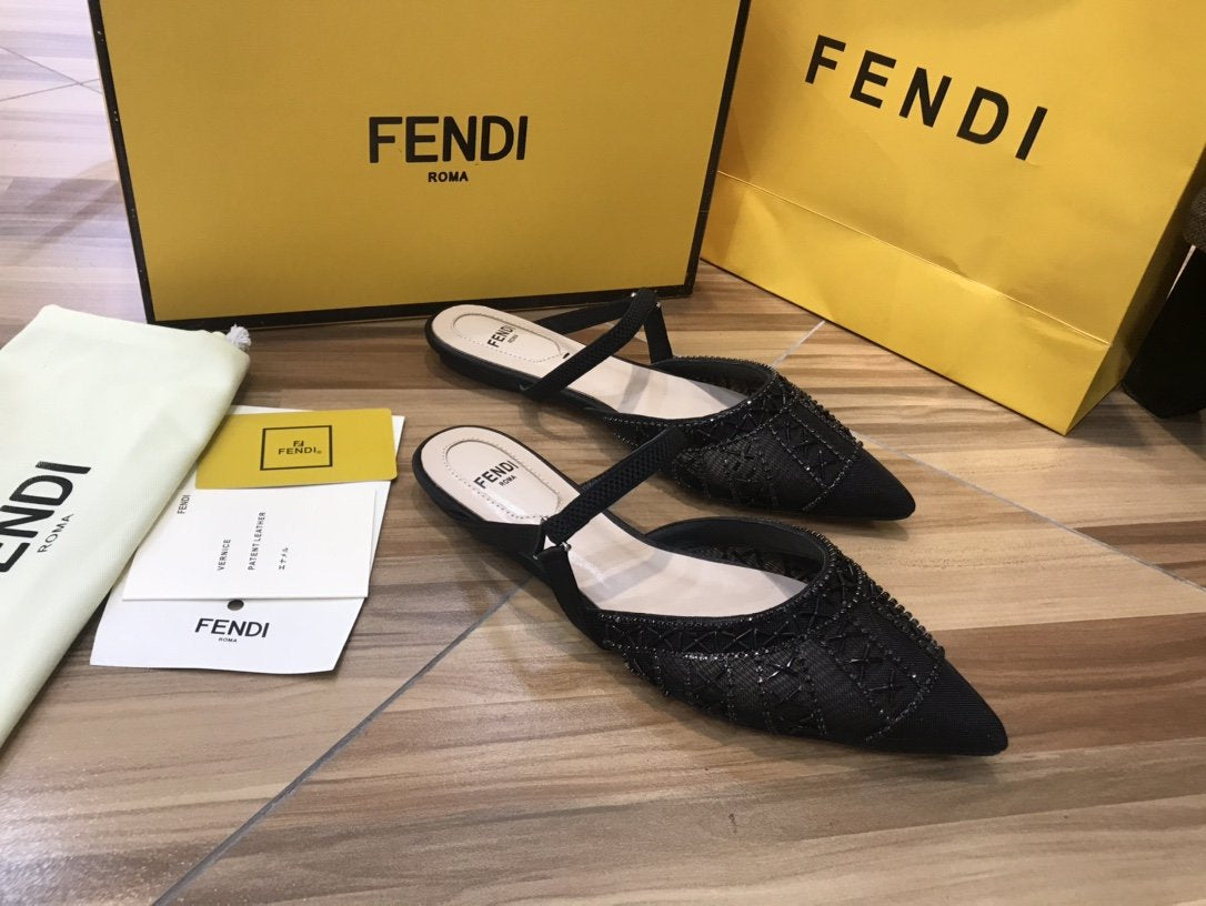 FENDI2021 Popular Summer Women's Flats Men Slipper Sandals-1
