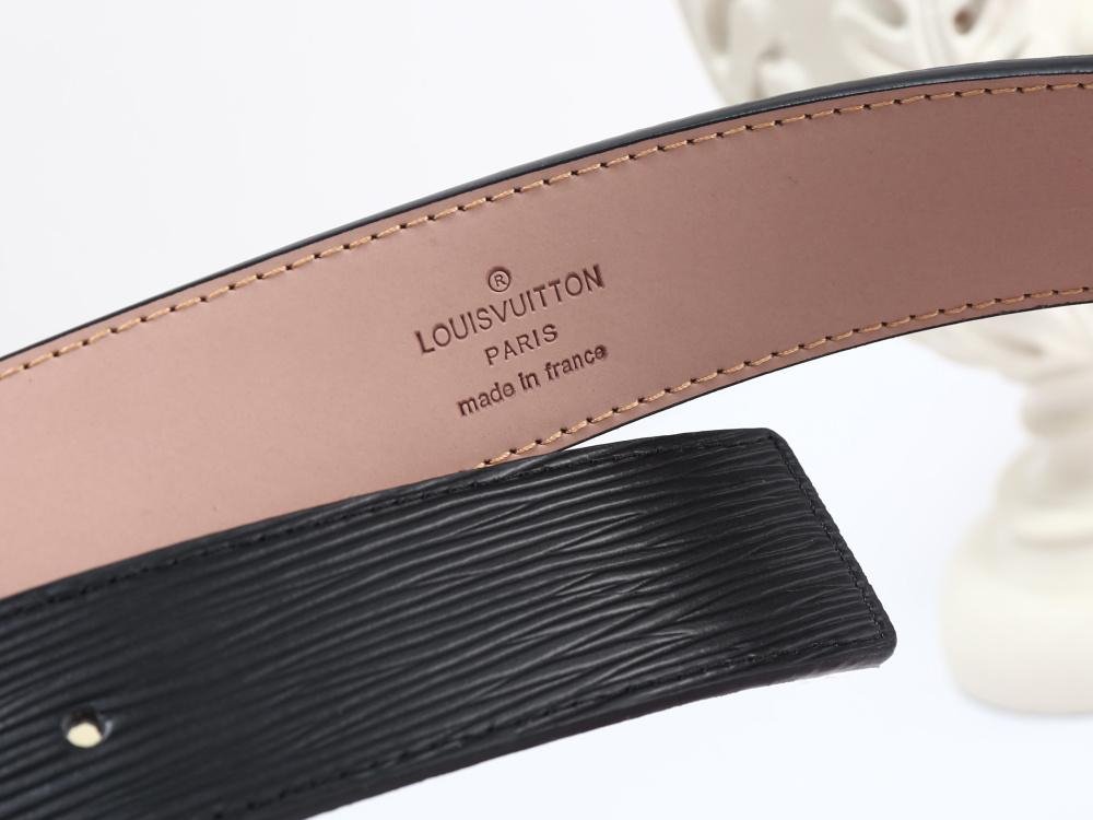 LV Louis Vuitton Fashion Smooth Buckle Belt Leather Belt-1