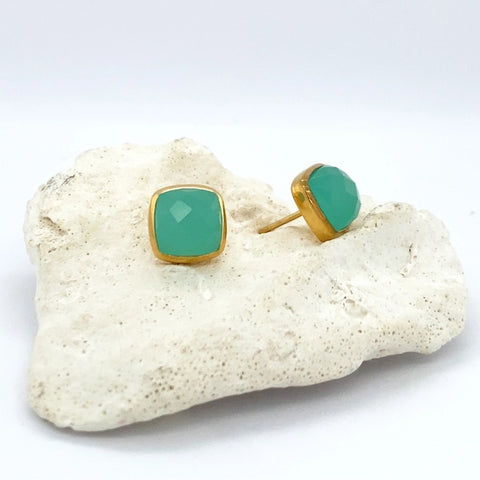 SQUARE STUDS - CHALCEDONY, GOLD