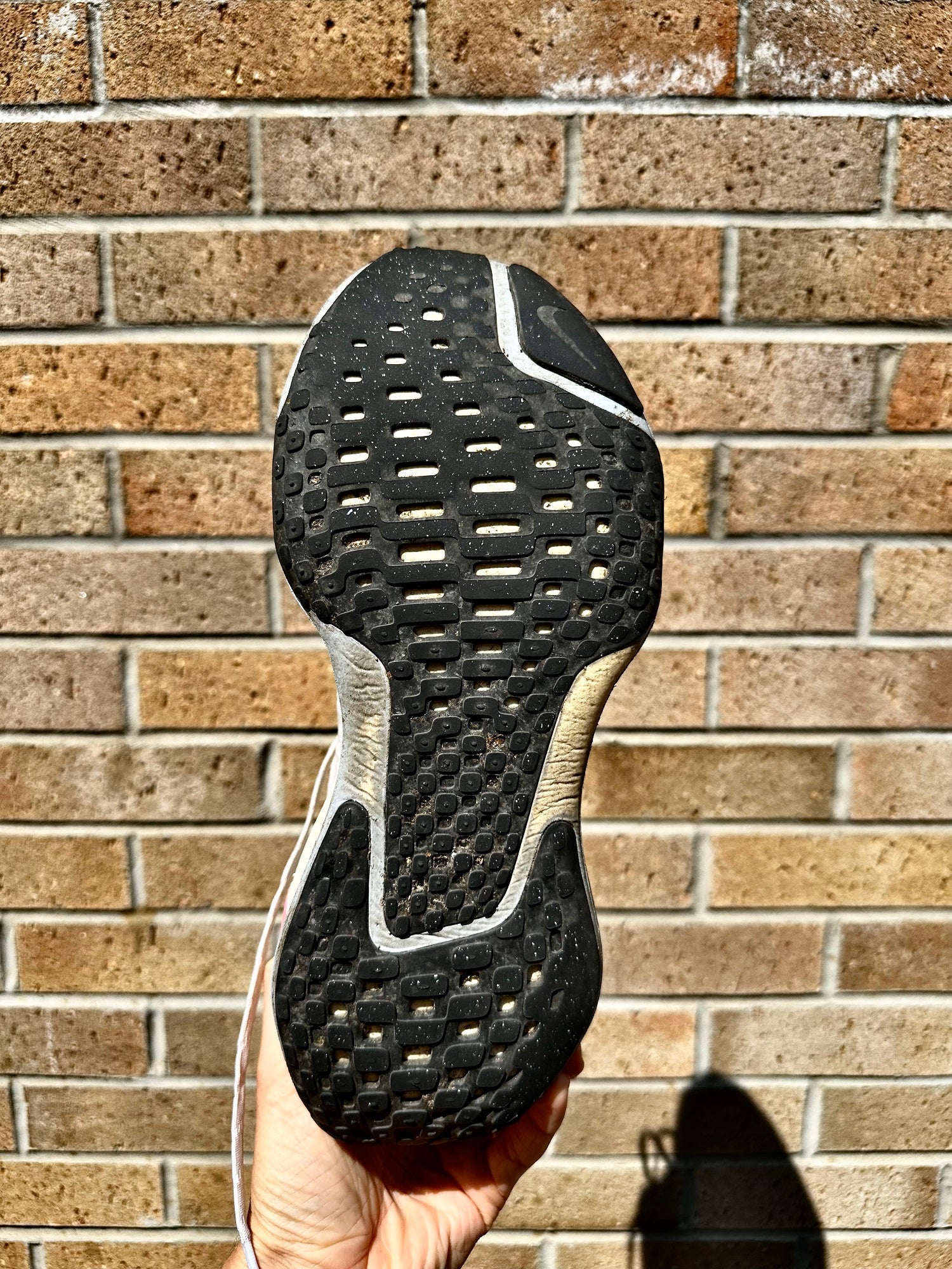 Rubber outsole view of Invincible Run 3 running shoe