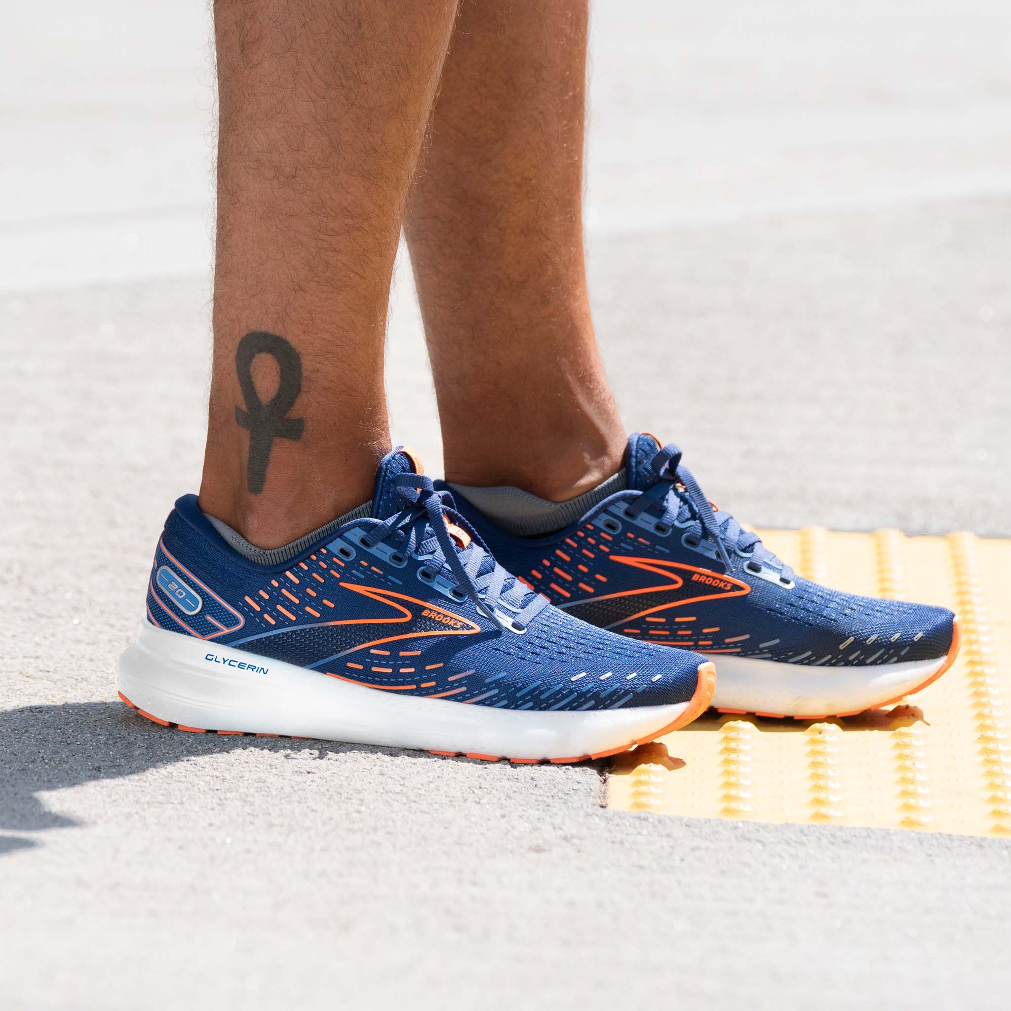 Review: Brooks' Glycerin 21 Is Its Smoothest Ever — InsideHook - InsideHook