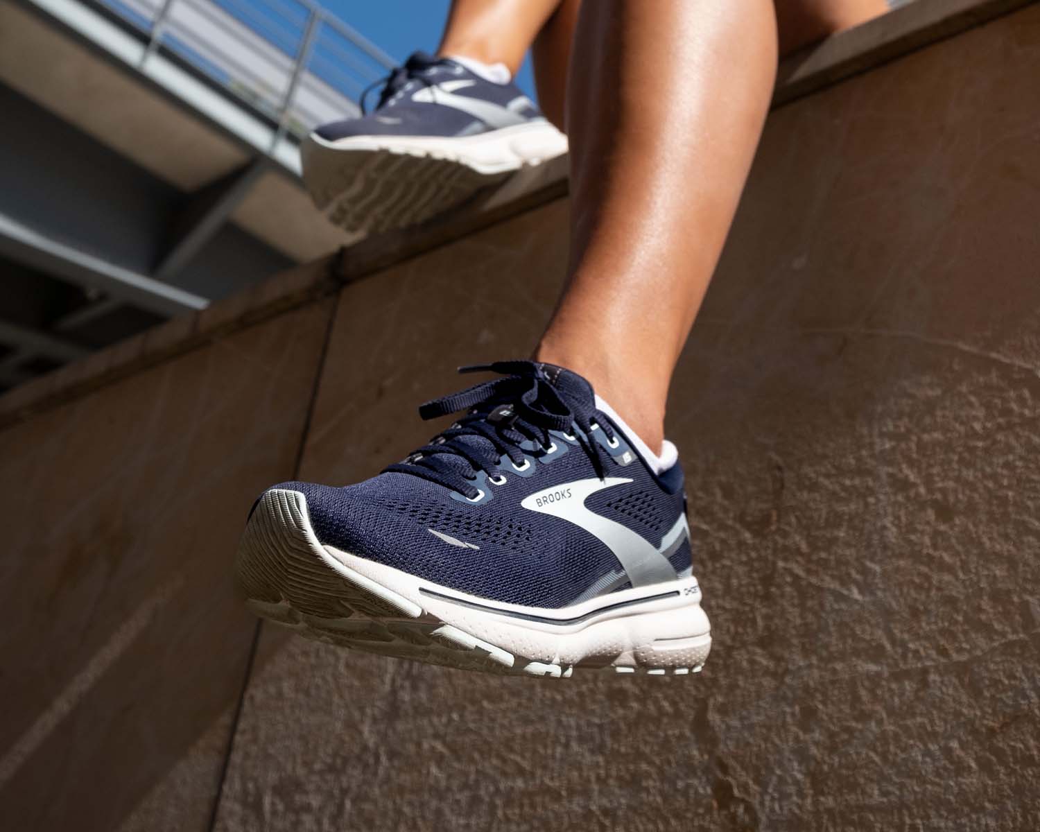 Where to buy discount brooks running shoes