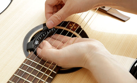 Piezo pickup quickly and accurately detects the sound