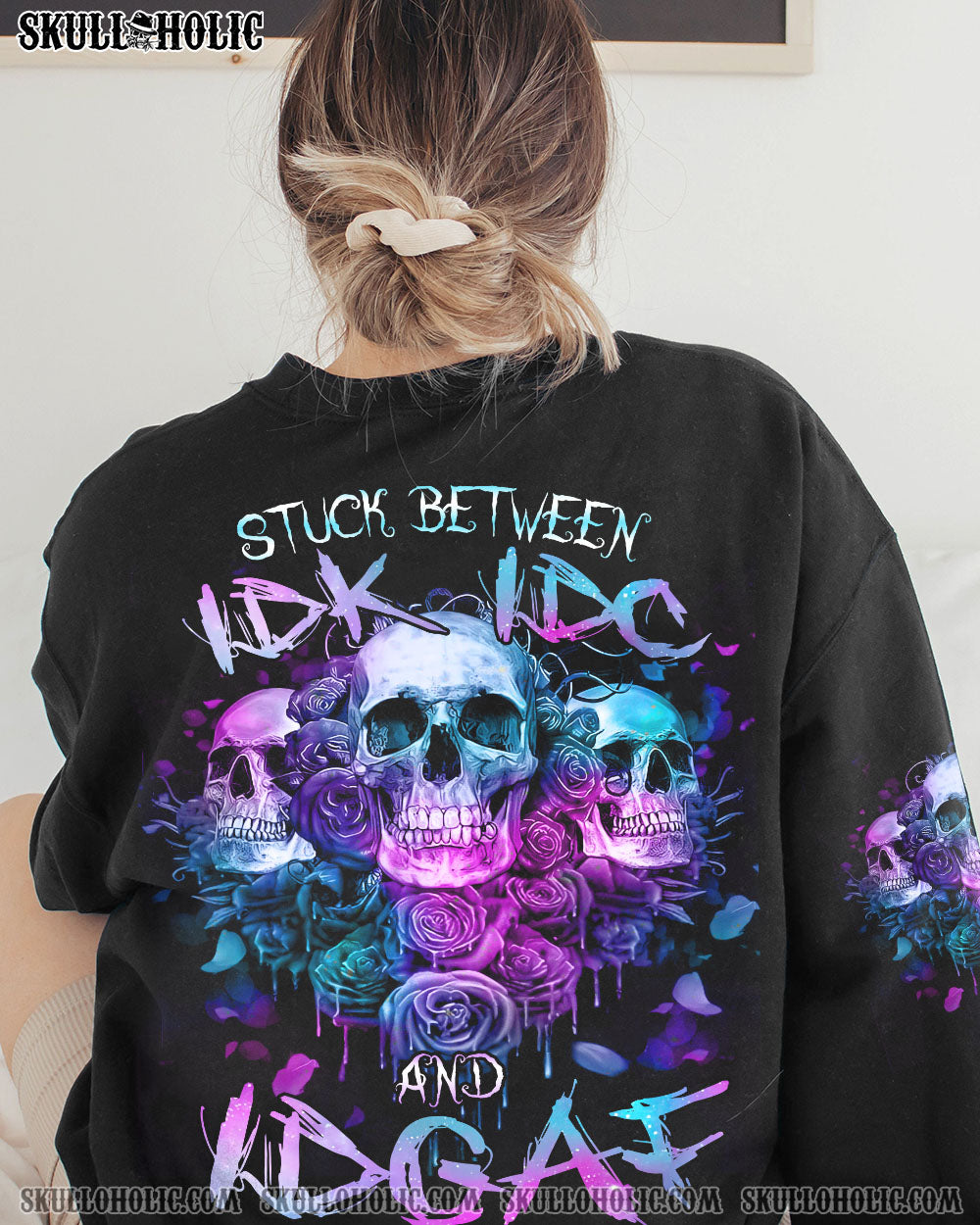 STUCK BETWEEN SKULL ROSE ALL OVER PRINT - TLNZ1701232