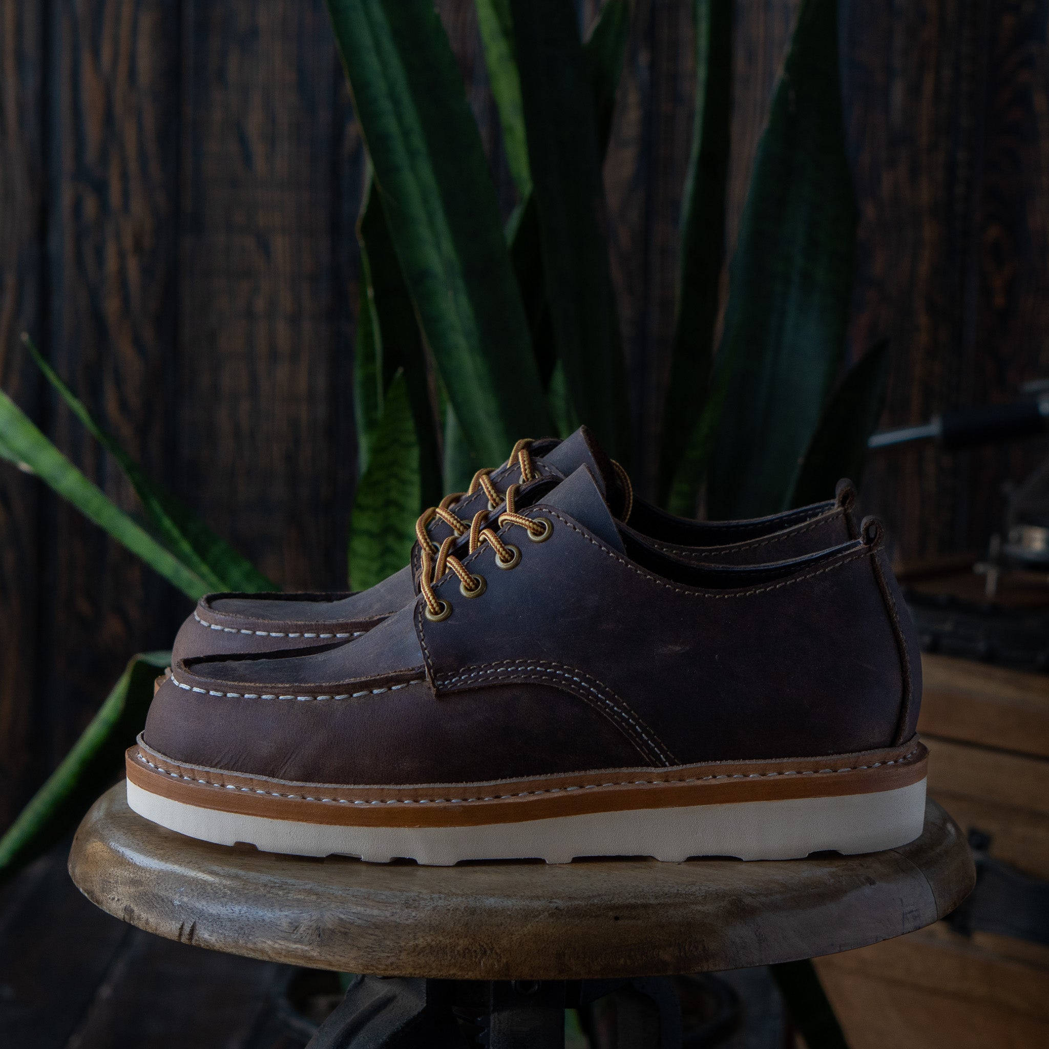 Moc-Toe Shoes (Vintage Brown) Goodyear Welted