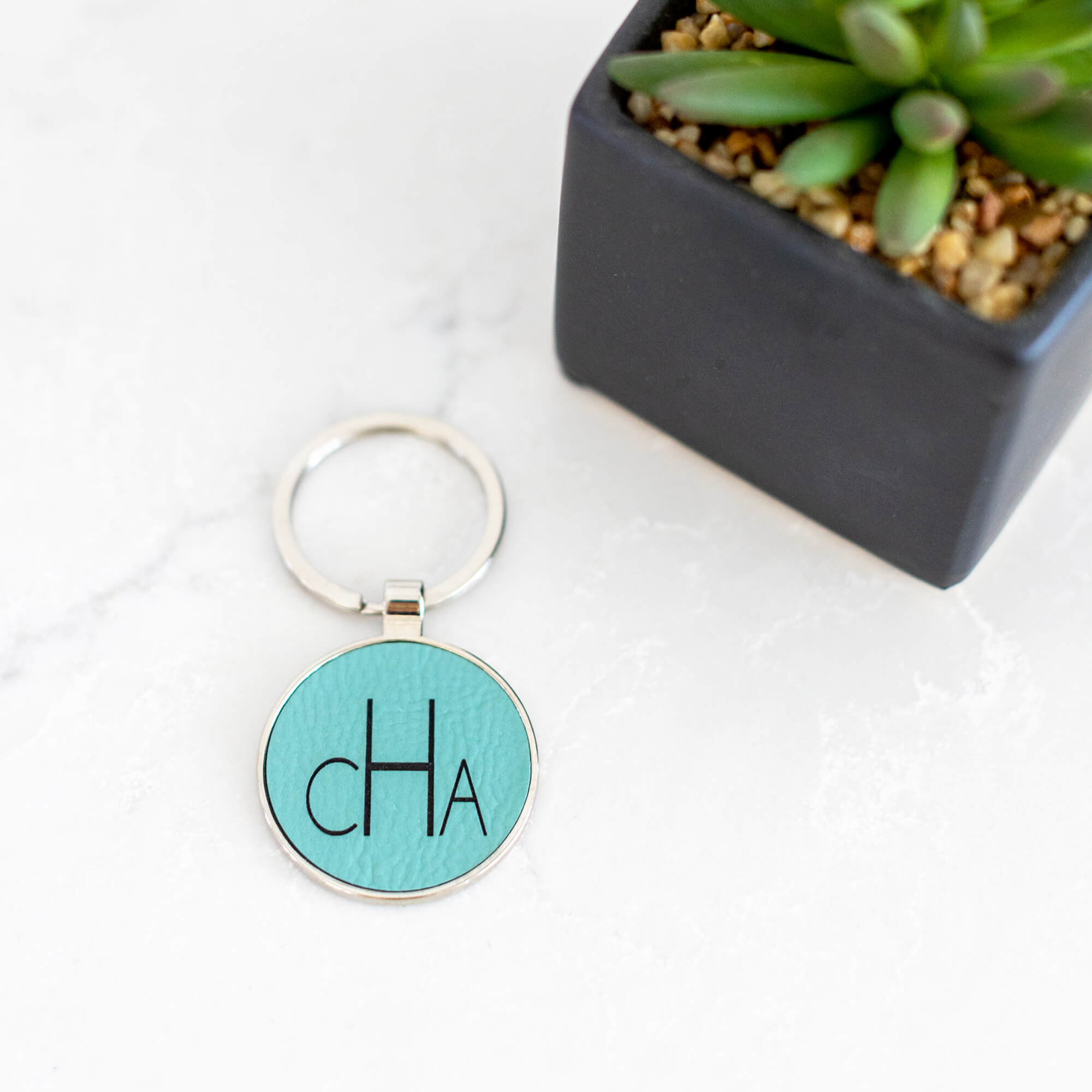 Monogrammed Round Keychain - Vegan Leather