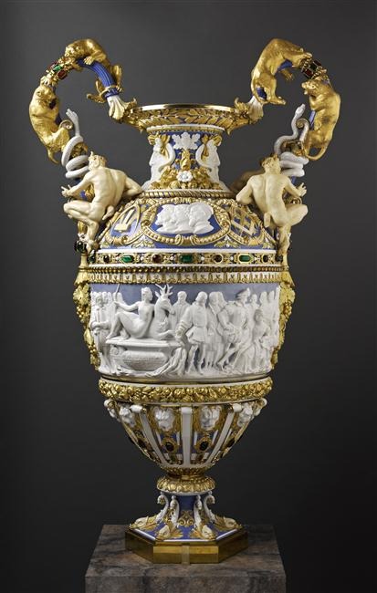 Vase antique de la renaissance