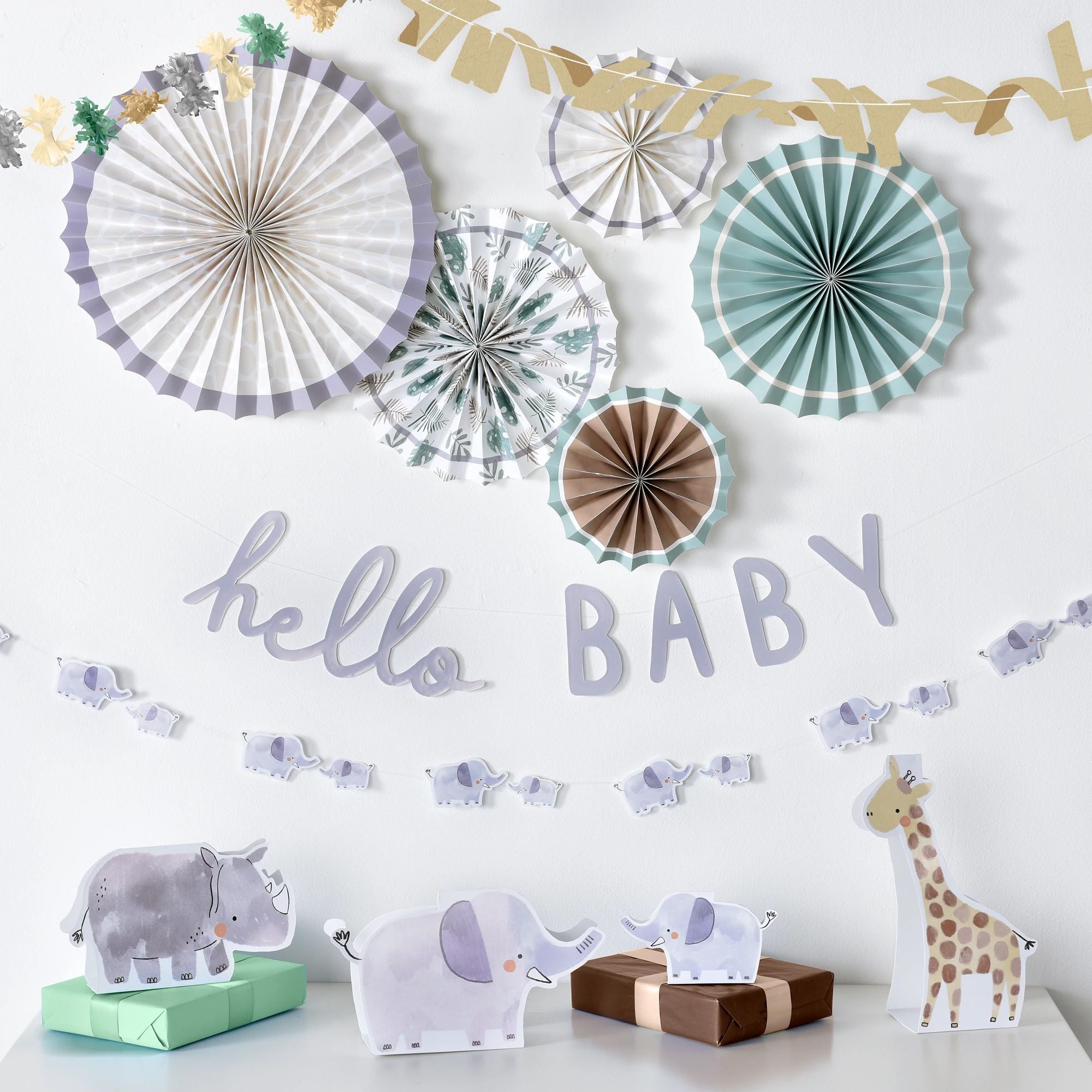 Soft Jungle Baby Theme Room Decorating Kit