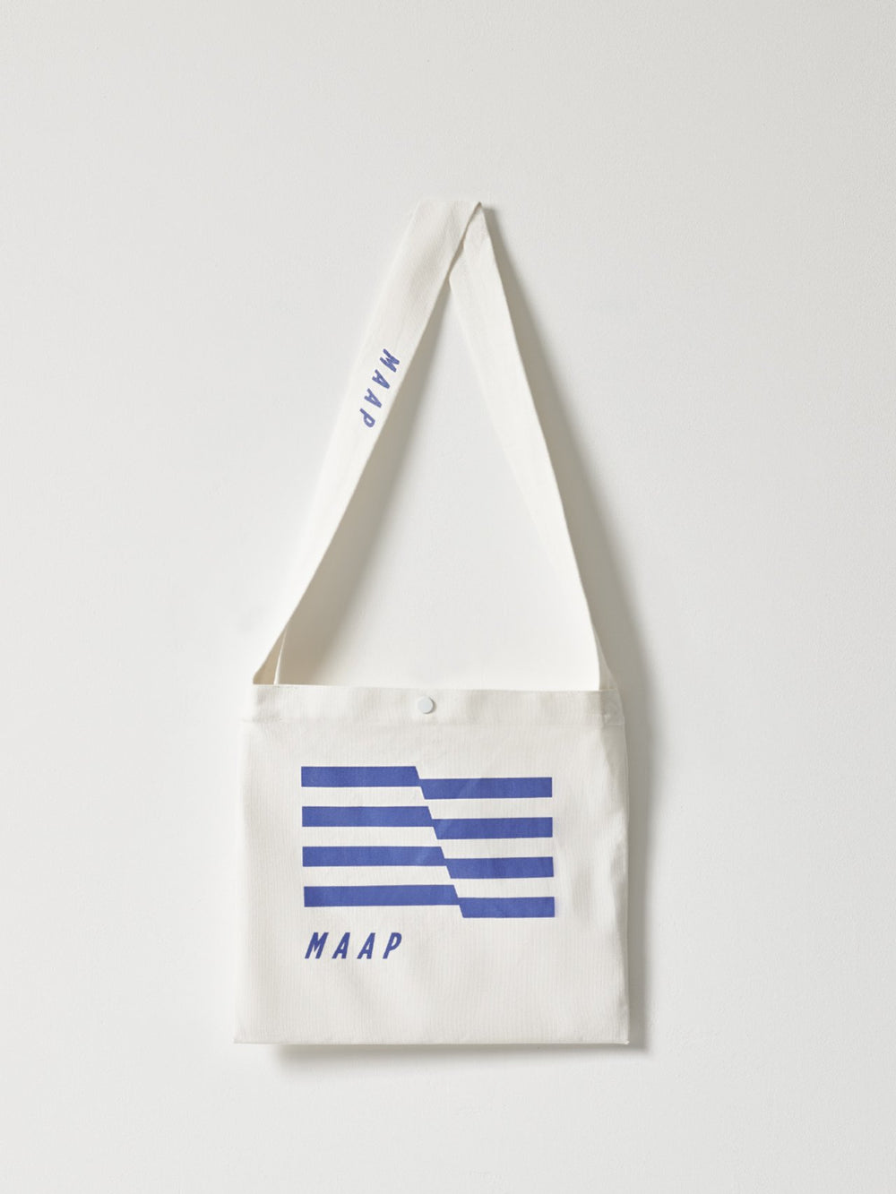 Product Image for M Flag Musette